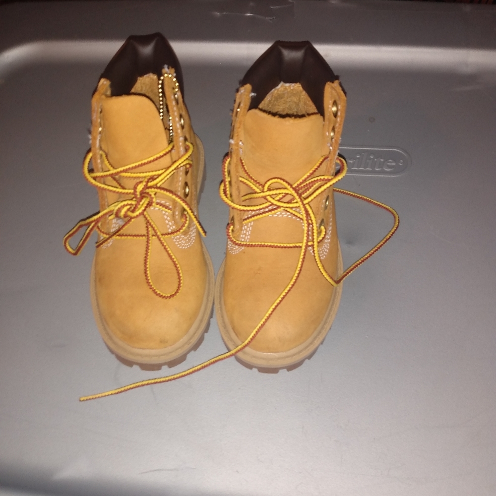 Kids timberland boots